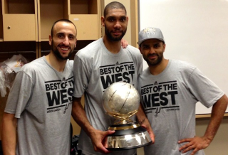 Illustration for article titled Same Faces, Same Result: The Spurs Are Back In The Finals